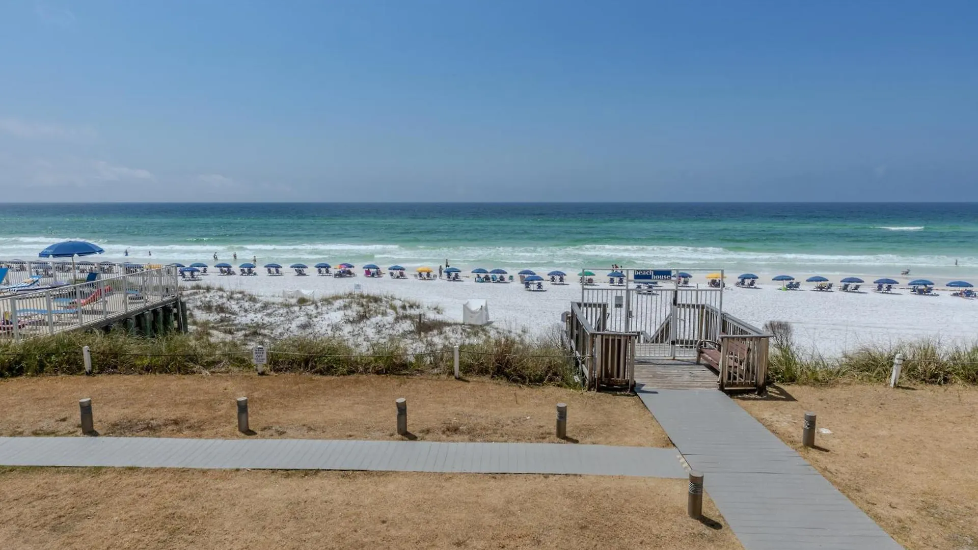 Apartment Beach House 201C- By Holiday Isle Properties Destin