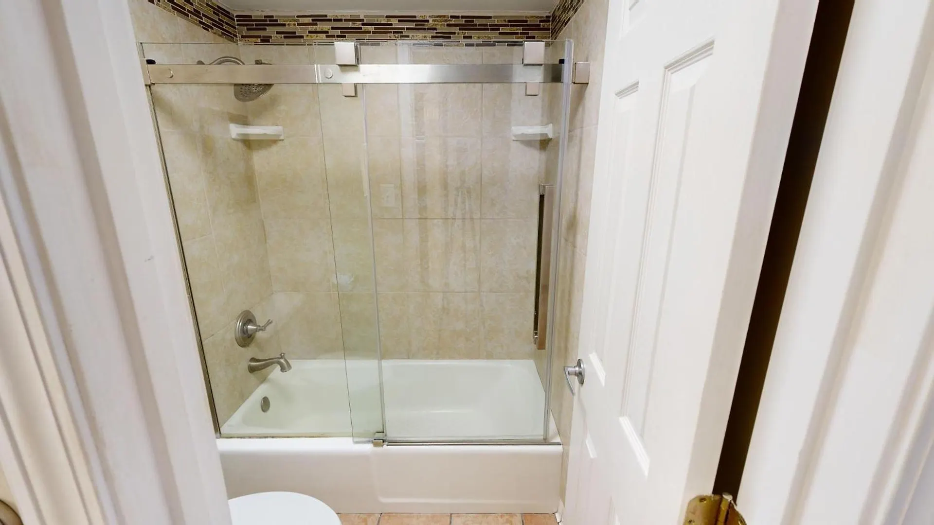 Beach House 201C- By Holiday Isle Properties Destin Apartment