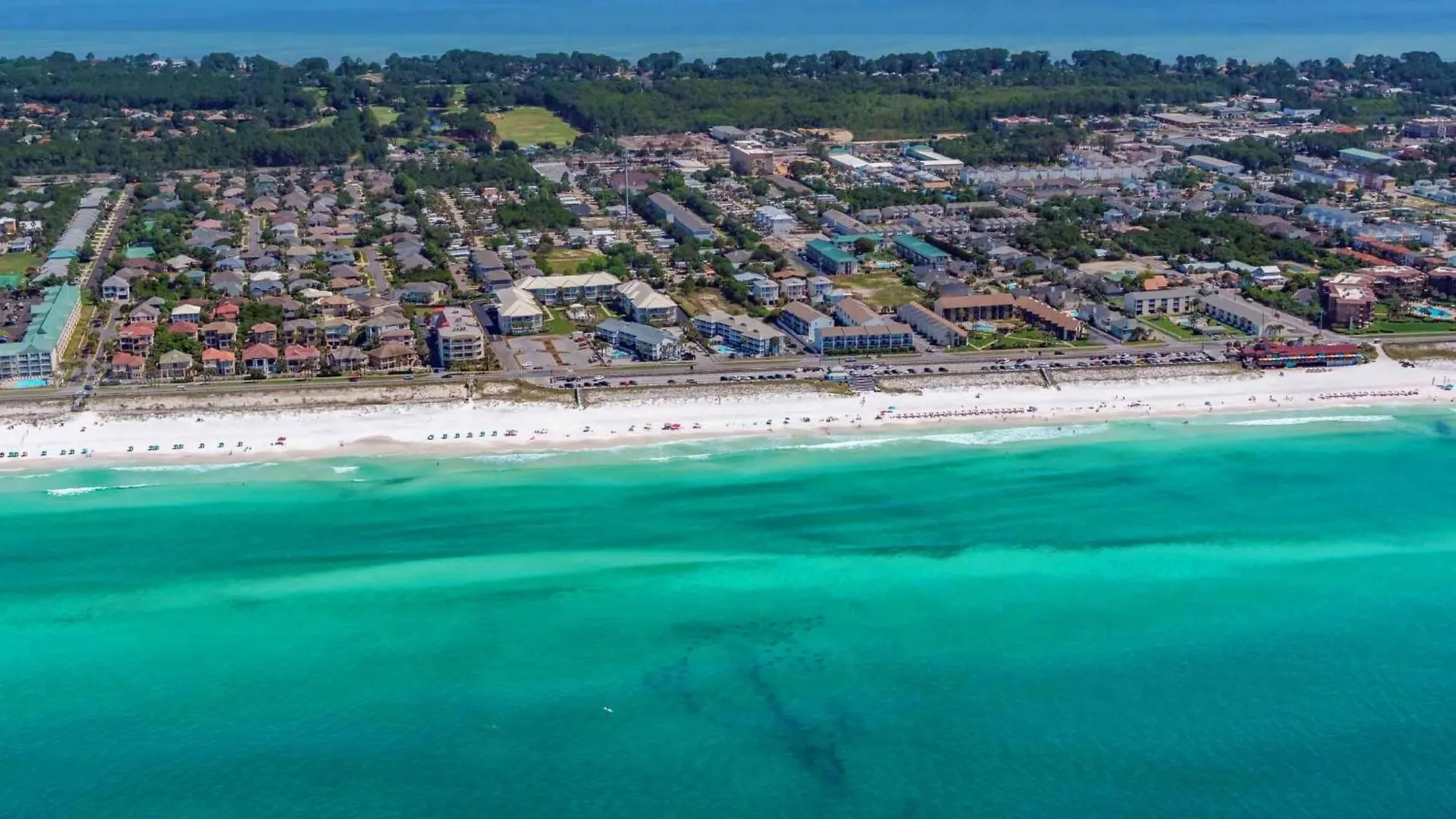 Beach House 201C- By Holiday Isle Properties Destin Apartment
