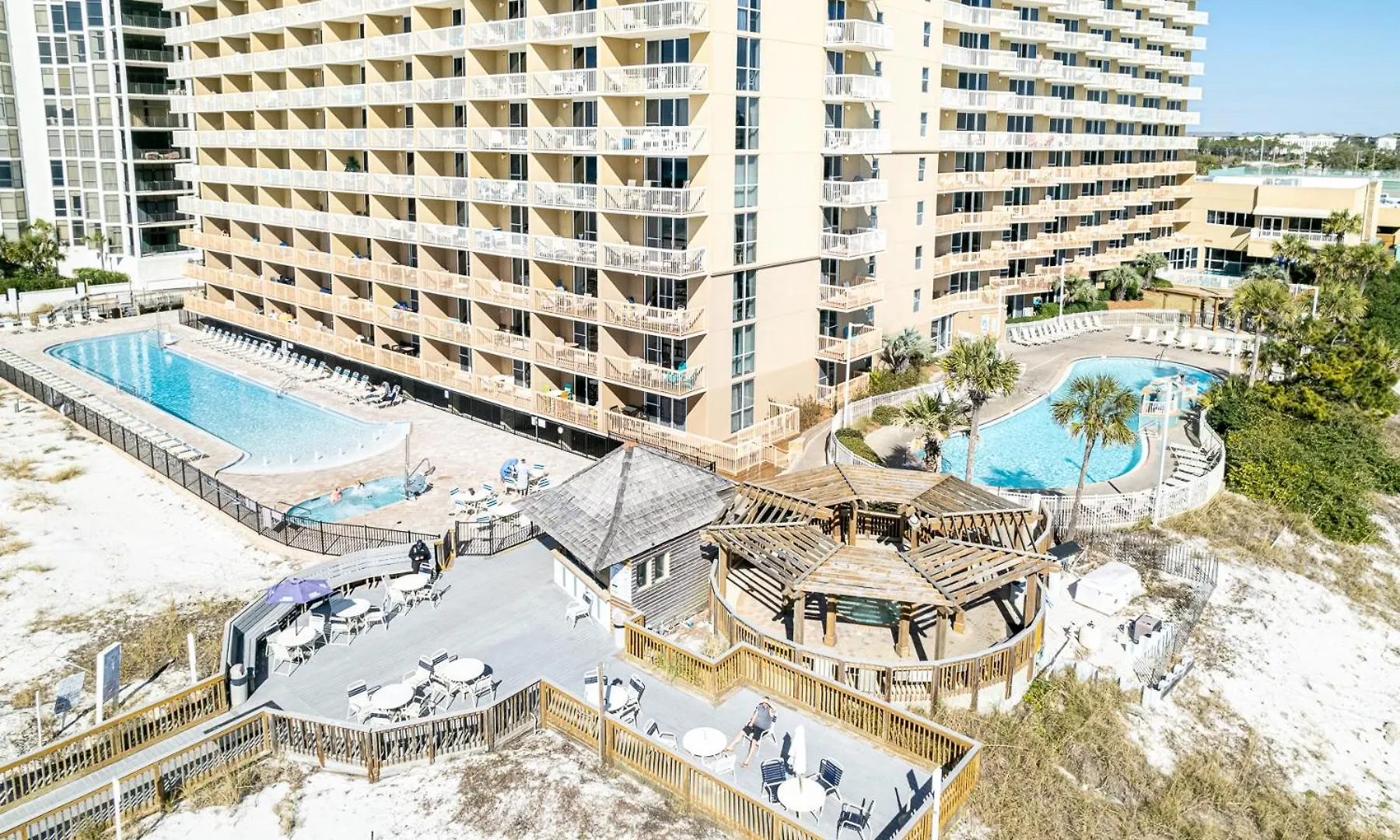 Beach House 201C- By Holiday Isle Properties Destin