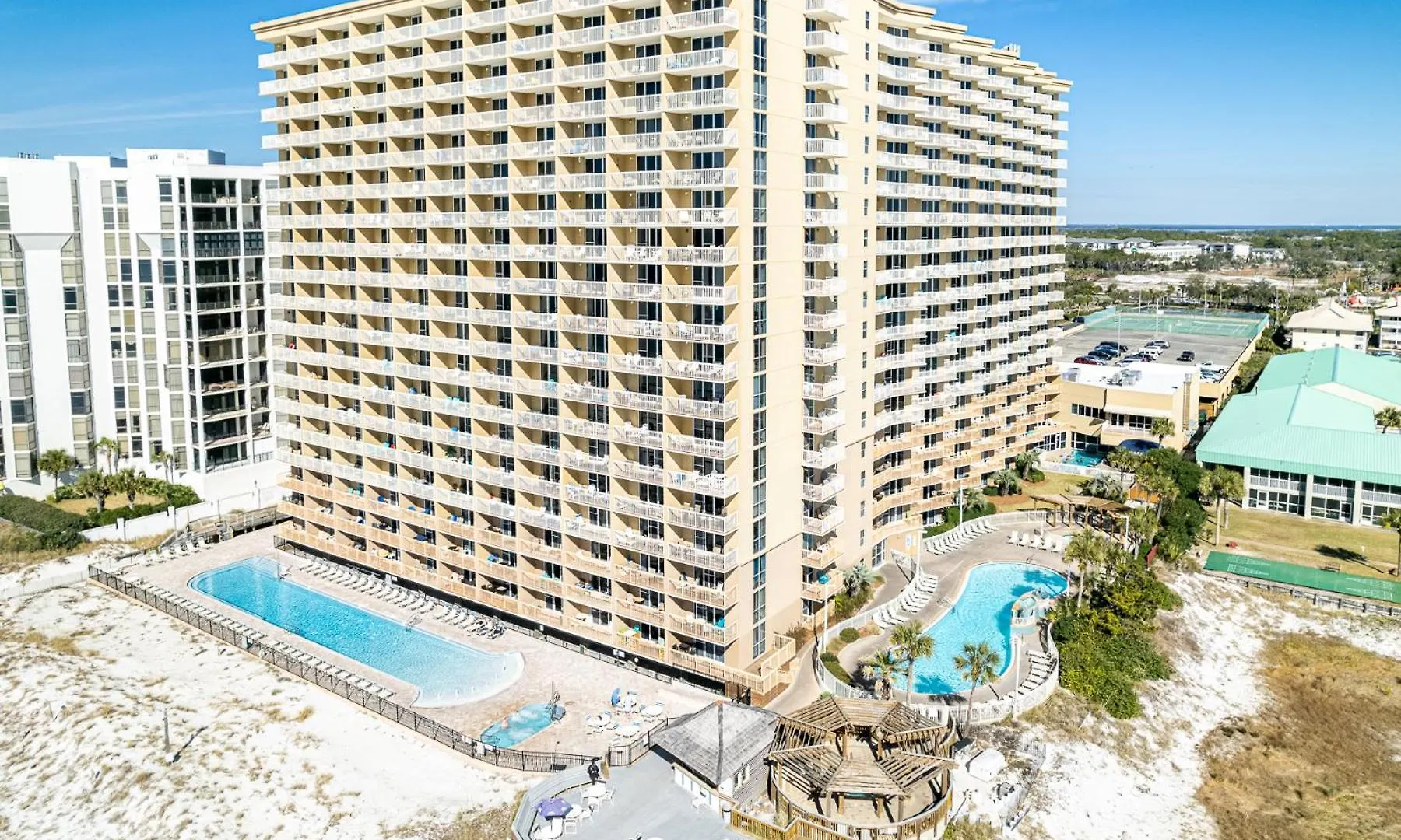 Apartment Beach House 201C- By Holiday Isle Properties Destin
