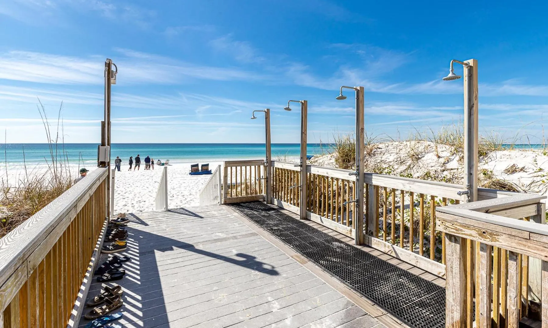 Beach House 201C- By Holiday Isle Properties Destin Apartment
