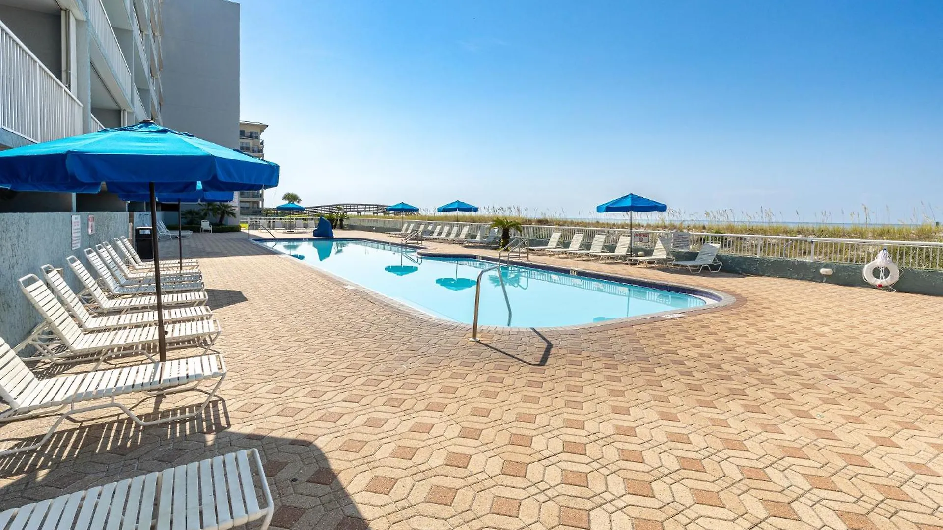 Beach House 201C- By Holiday Isle Properties Destin 0*,  United States