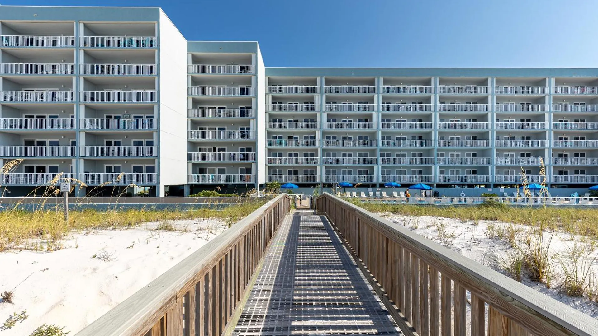 Beach House 201C- By Holiday Isle Properties Destin